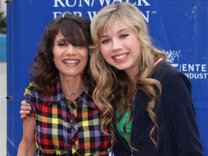 Jennette McCurdy's Heritage: Exploring Her Ancestry
